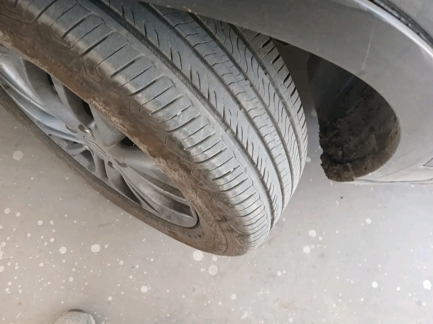 2017 Maruti S Cross ZETA 1.3, Diesel, Manual, 1,46,231 km, tyre