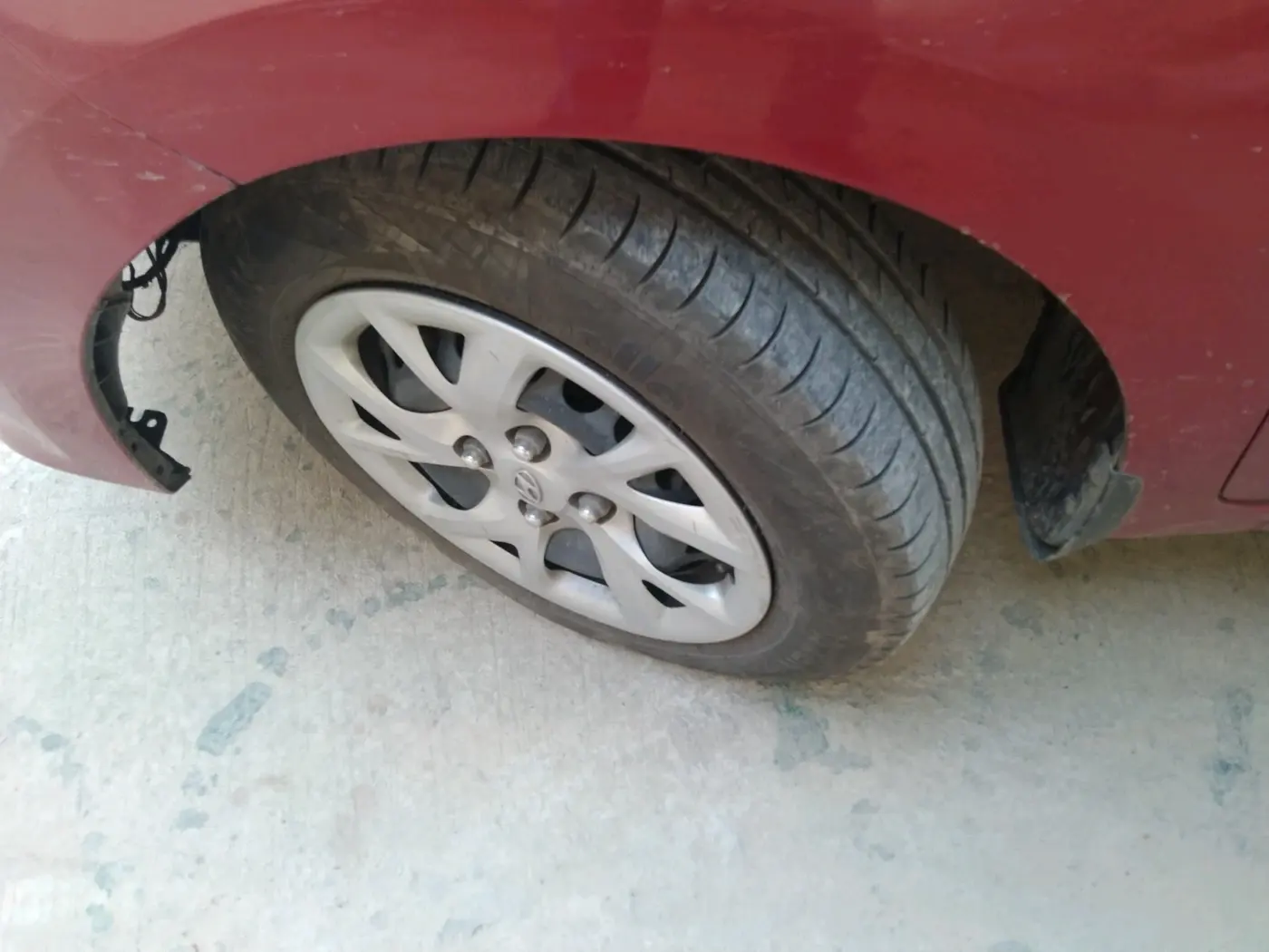 2019 Hyundai Grand i10 SPORTZ 1.2 KAPPA VTVT, CNG, Manual, 86,652 km, tyre