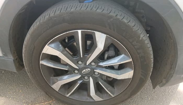 2019 Mahindra XUV300 W8 (O) 1.5 DIESEL, Diesel, Manual, 75,228 km, tyre