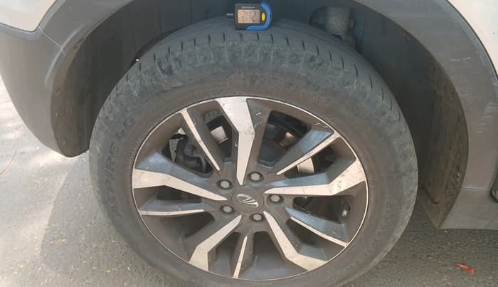 2019 Mahindra XUV300 W8 (O) 1.5 DIESEL, Diesel, Manual, 75,228 km, tyre
