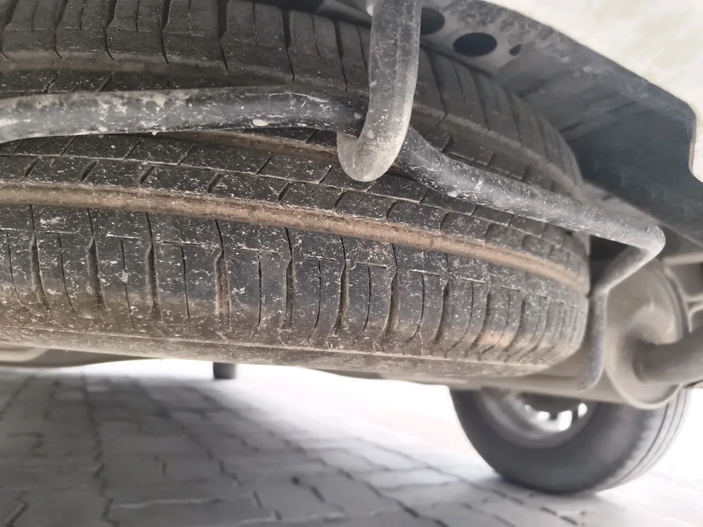 2024 Maruti Ertiga ZXi (O), Petrol, Manual, 79,250 km, tyre