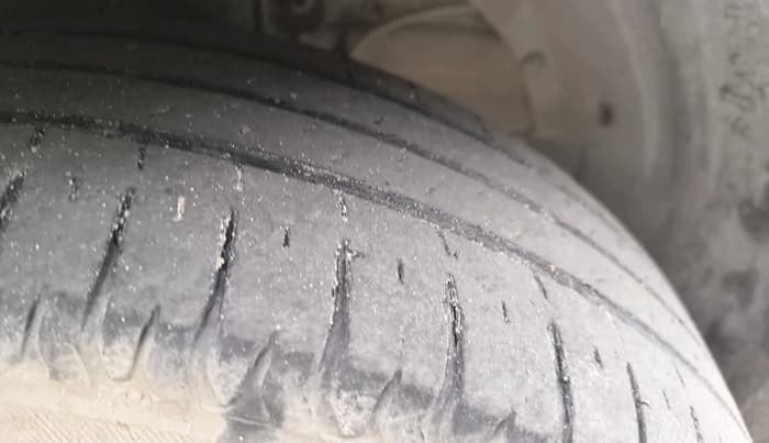 2024 Maruti Ertiga ZXi (O), Petrol, Manual, 79,250 km, tyre