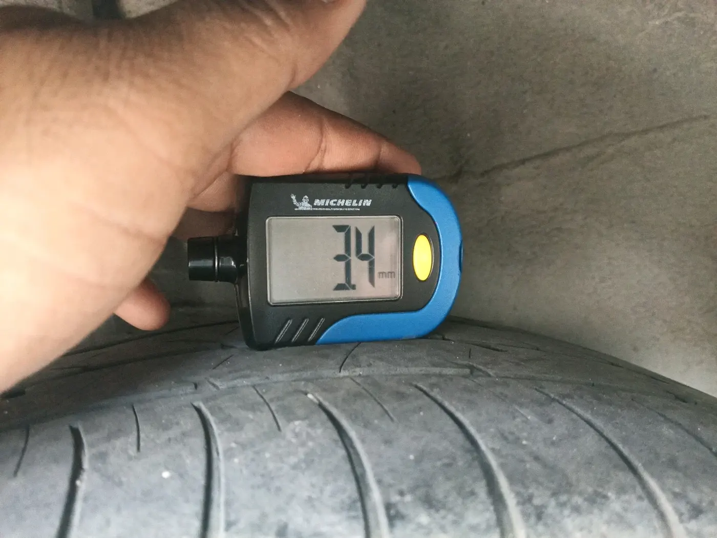 2021 Honda WR-V 1.5L I-DTEC VX MT, Diesel, Manual, 1,62,910 km, tyre