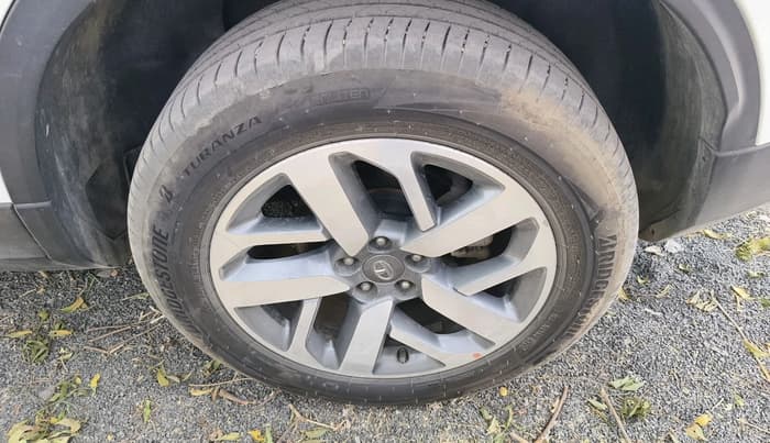 2021 Tata Safari XZA PLUS, Diesel, Automatic, 1,85,093 km, tyre