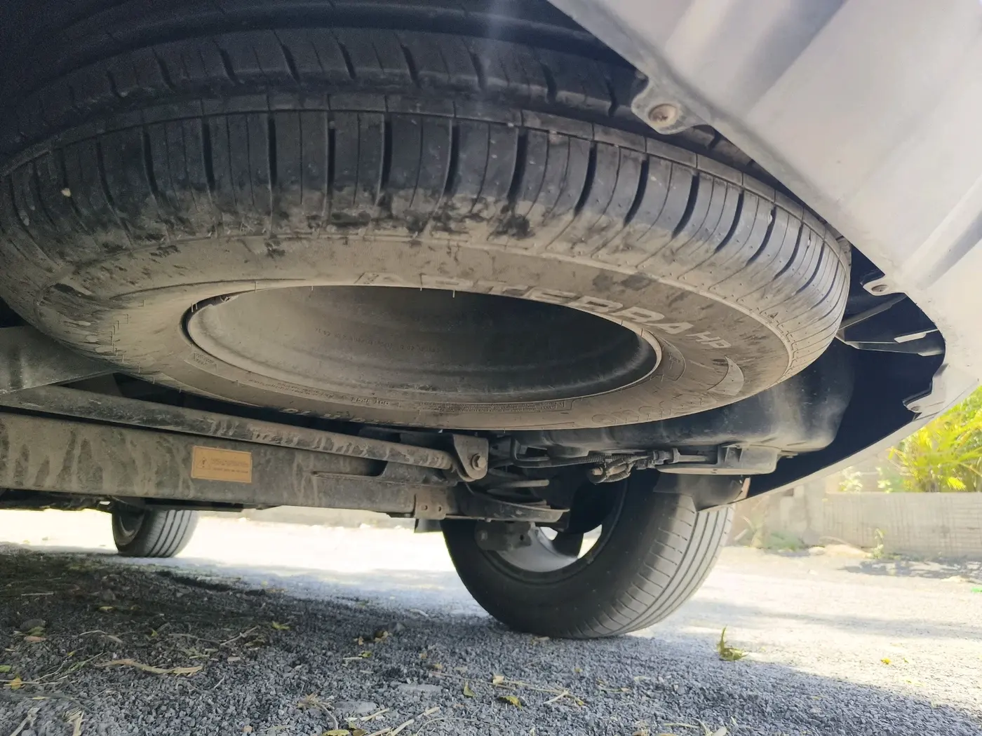2021 Tata Safari XZA PLUS, Diesel, Automatic, 1,85,093 km, tyre