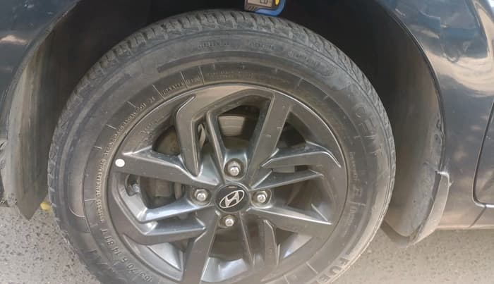2020 Hyundai GRAND I10 NIOS SPORTZ AMT 1.2 KAPPA VTVT, Petrol, Automatic, 23,943 km, tyre