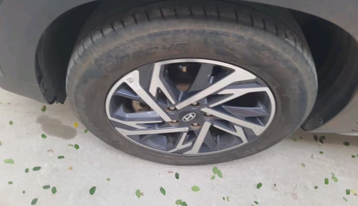 2024 Hyundai Creta SX (O) 1.5 PETROL, Petrol, Manual, 49,848 km, tyre