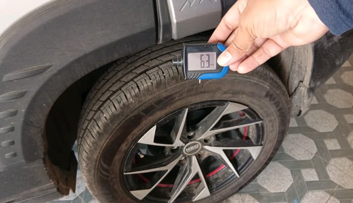 2025 Maruti BREZZA VXI, Petrol, Manual, 7,900 km, tyre