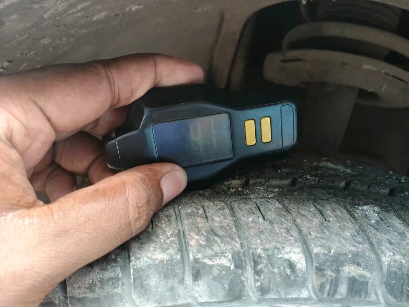 2017 Tata NEXON XM PETROL, Petrol, Manual, 35,322 km, tyre