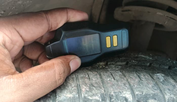 2017 Tata NEXON XM PETROL, Petrol, Manual, 35,322 km, tyre