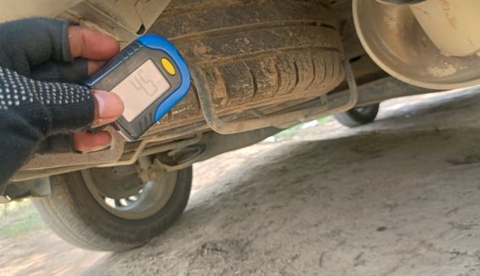 2021 Maruti XL6 ALPHA MT, Petrol, Manual, 2,96,117 km, tyre