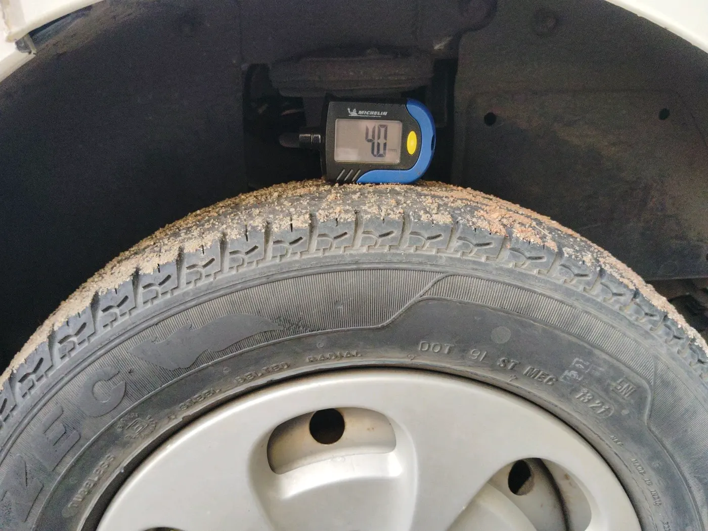 2013 Tata Nano LX, Petrol, Manual, 93,974 km, tyre