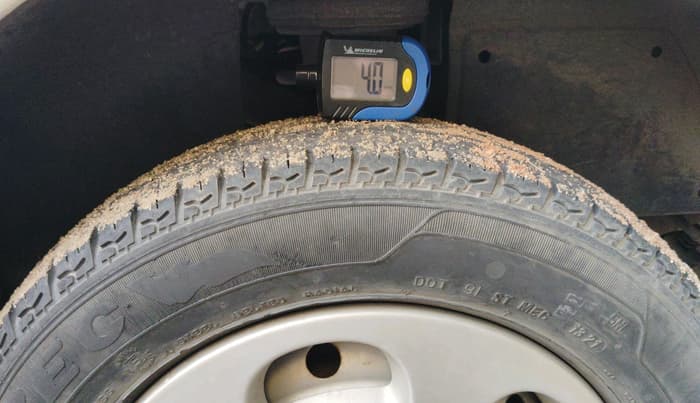 2013 Tata Nano LX, Petrol, Manual, 93,974 km, tyre