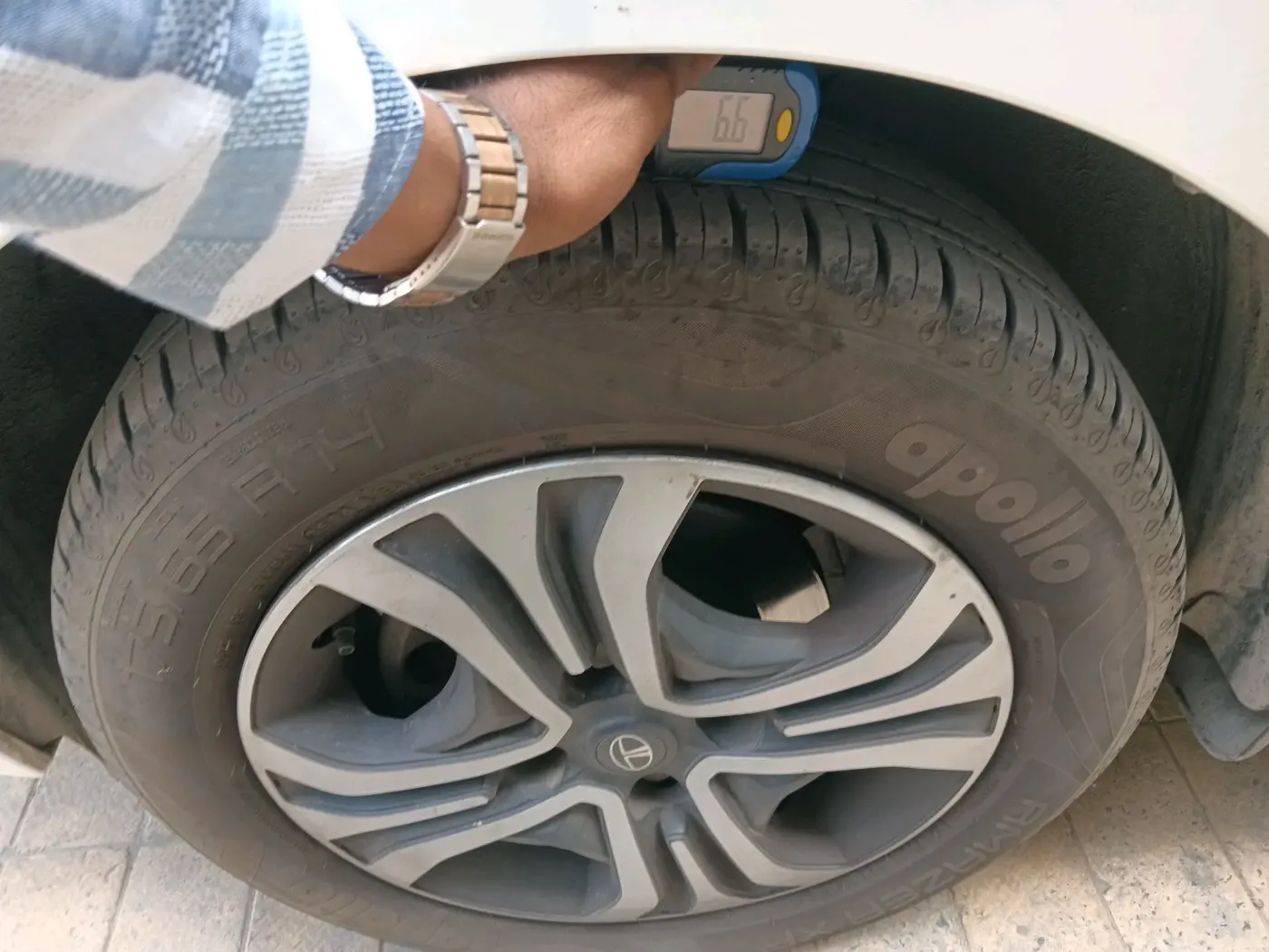 2024 Tata TIGOR XZA Plus iCNG , CNG, Automatic, 10,969 km, tyre