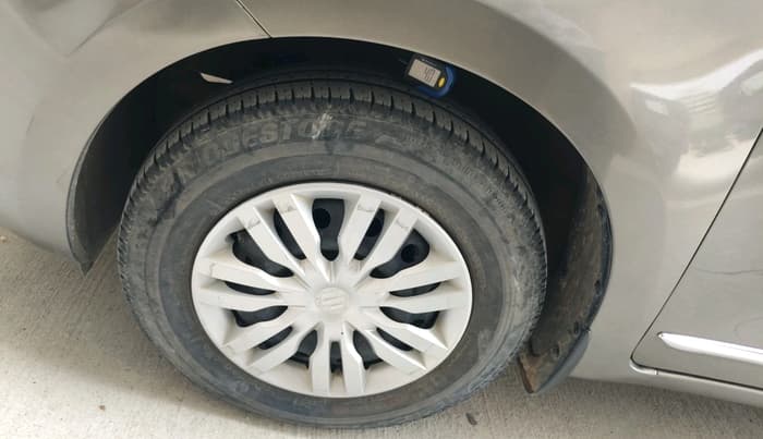 2018 Maruti Dzire VXI AMT, Petrol, Automatic, 24,626 km, tyre