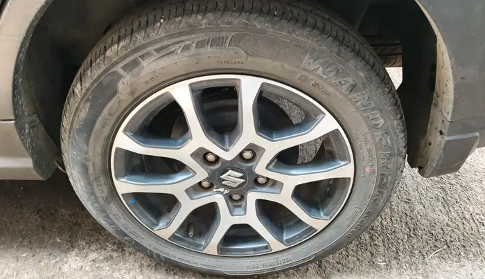 2022 Maruti XL6 ZETA MT, Petrol, Manual, 26,628 km, tyre