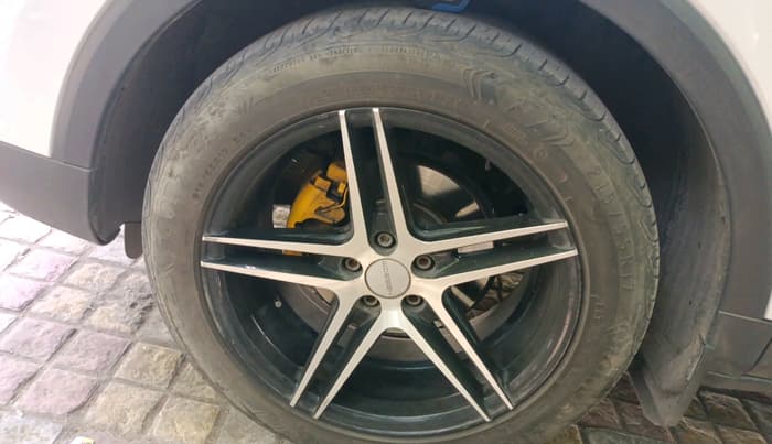 2022 MG ASTOR SAVVY 1.5 CVT, Petrol, Automatic, 20,034 km, tyre
