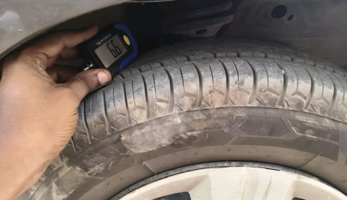 2015 Maruti Wagon R 1.0 VXI, Petrol, Manual, 1,22,044 km, tyre