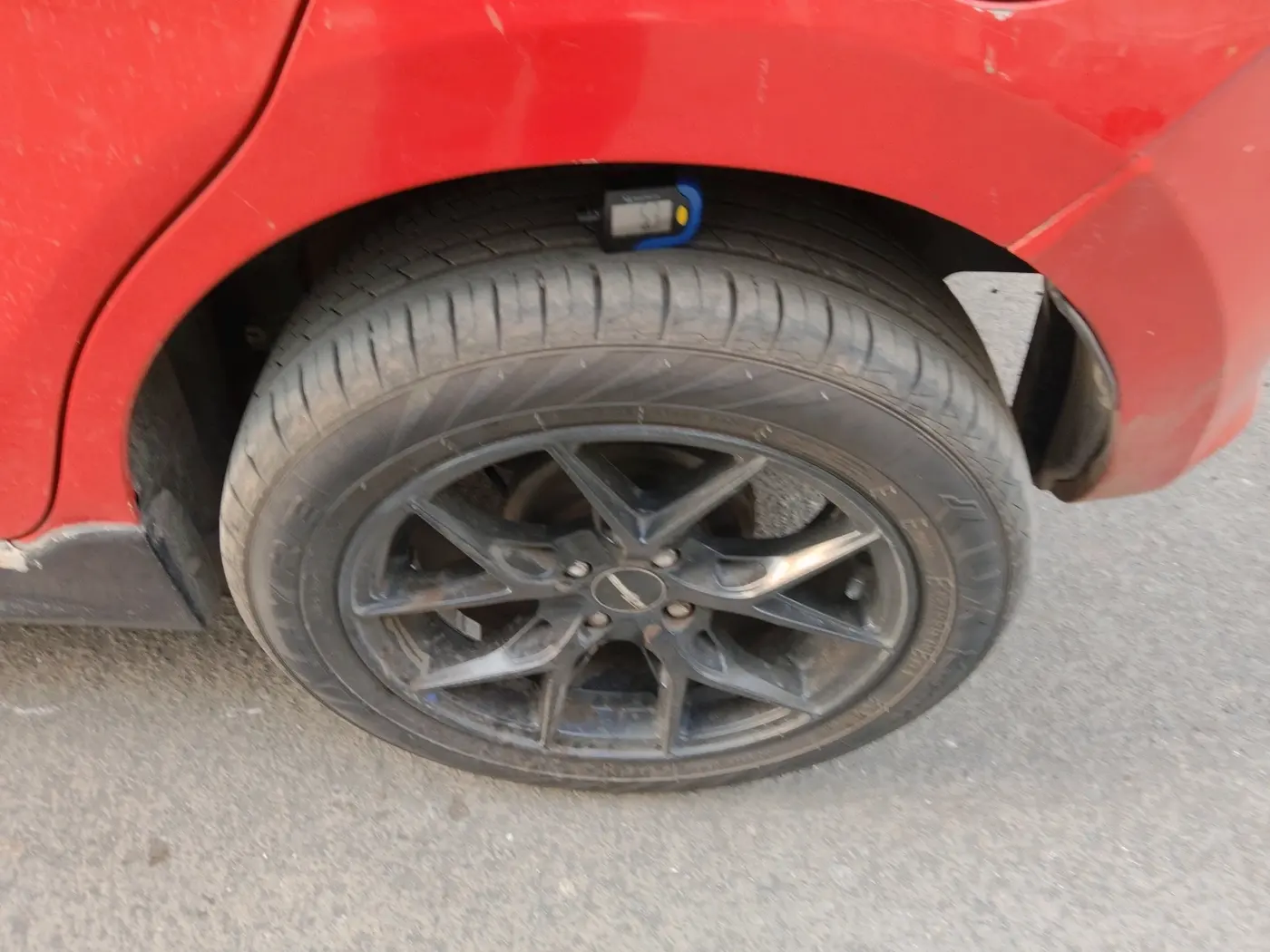 2019 Maruti Swift ZXI PLUS AMT, Petrol, Automatic, 61,789 km, tyre