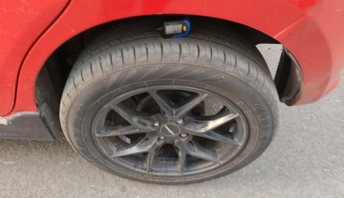 2019 Maruti Swift ZXI PLUS AMT, Petrol, Automatic, 61,789 km, tyre
