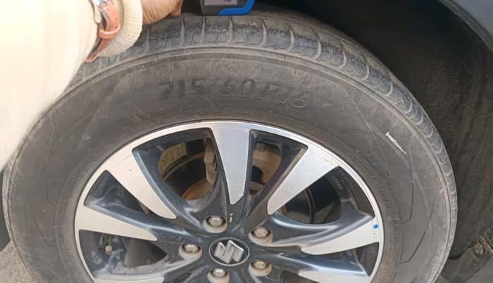2018 Maruti S Cross ZETA 1.3, Diesel, Manual, 95,674 km, tyre