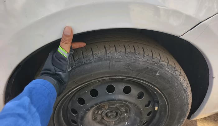 2018 Maruti Ertiga VXI, CNG, Manual, 1,29,109 km, tyre