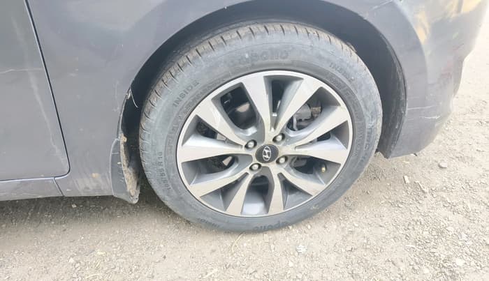 2016 Hyundai Verna FLUIDIC 4S 1.6 VTVT S AT, CNG, Automatic, 90,424 km, tyre