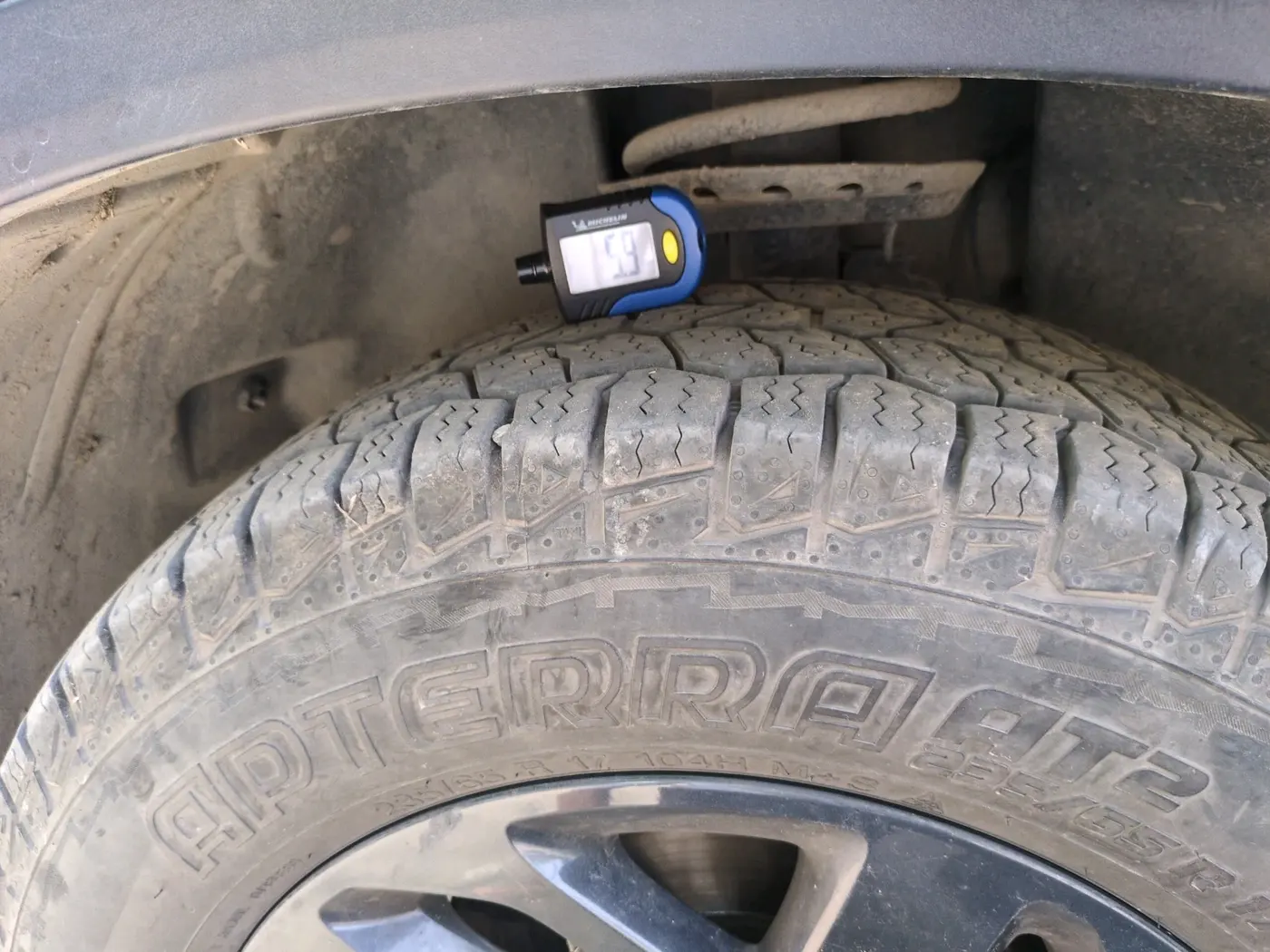 2021 Tata Harrier XT PLUS 2.0L KRYOTEC DARK EDITON, Diesel, Manual, 87,954 km, tyre