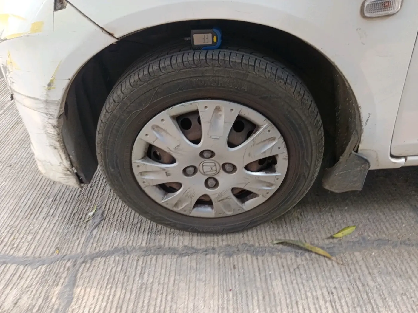 2012 Honda Brio S MT, Petrol, Manual, 40,218 km, tyre