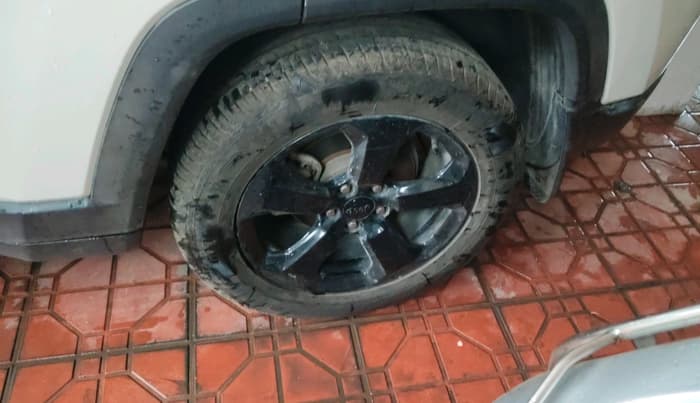 2018 Jeep Compass LIMITED (O) 1.4 PETROL AT, Petrol, Automatic, 70,494 km, tyre