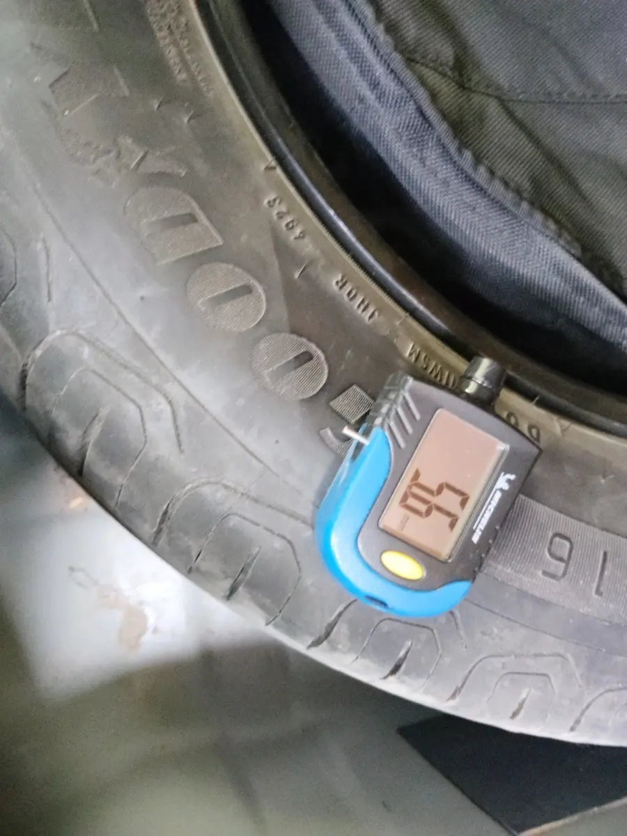 2021 Tata NEXON XZA PLUS PETROL, Petrol, Automatic, 59,098 km, tyre