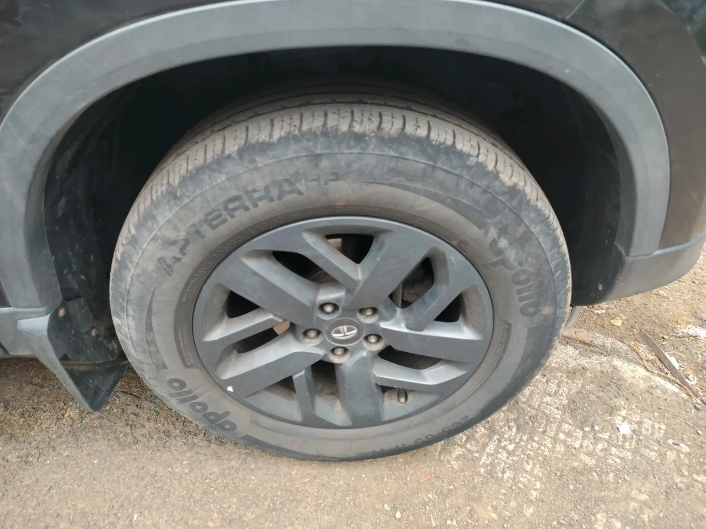 2023 Tata Harrier XT PLUS 2.0L KRYOTEC DARK EDITON, Diesel, Manual, 67,200 km, tyre