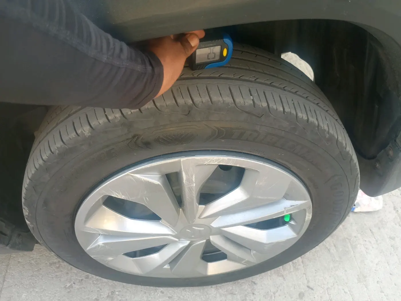2024 Maruti FRONX SIGMA CNG 1.2 MT, CNG, Manual, 40,144 km, tyre