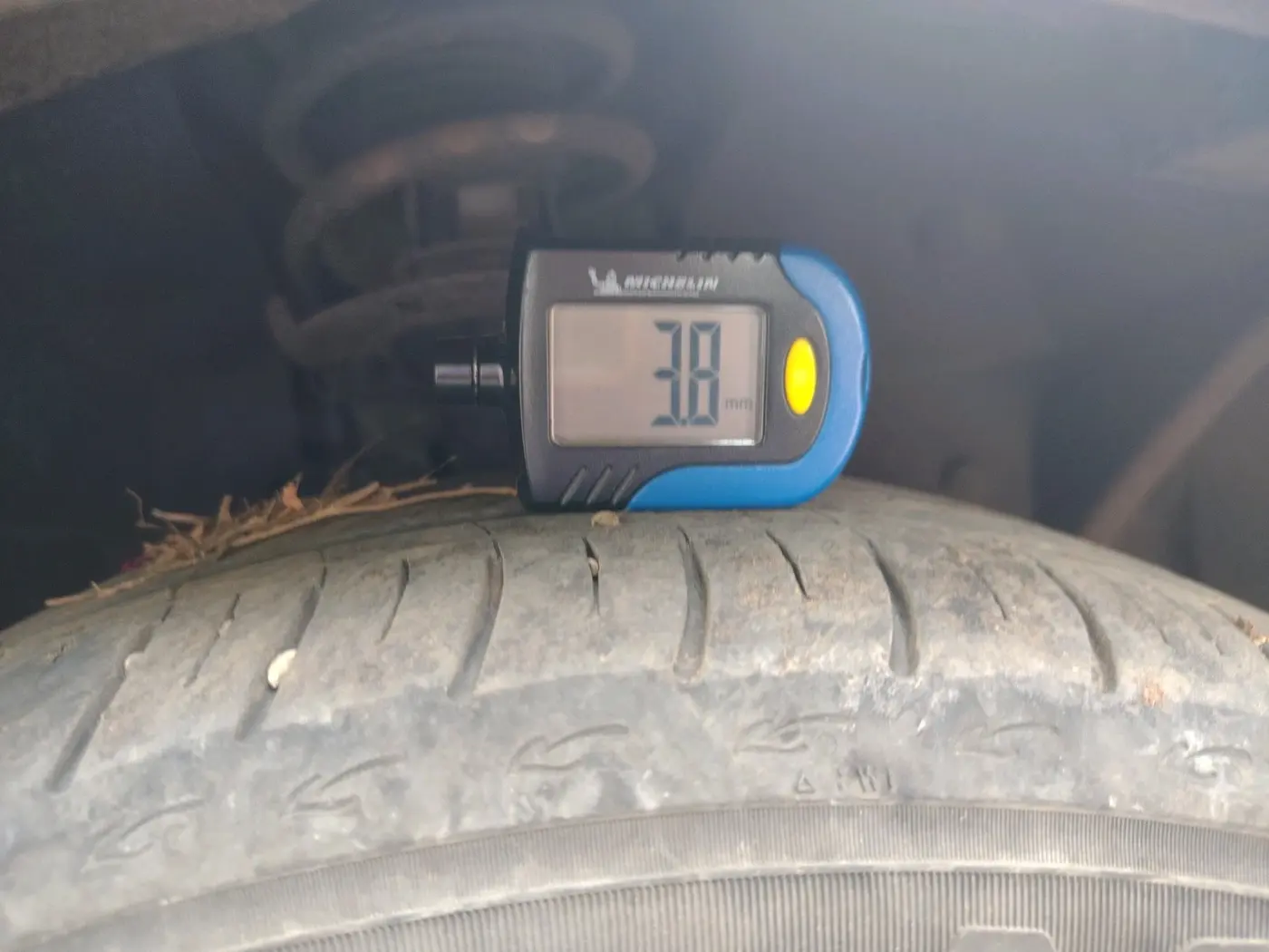 2019 Ford FREESTYLE TITANIUM 1.5 DIESEL, Diesel, Manual, 2,38,220 km, tyre