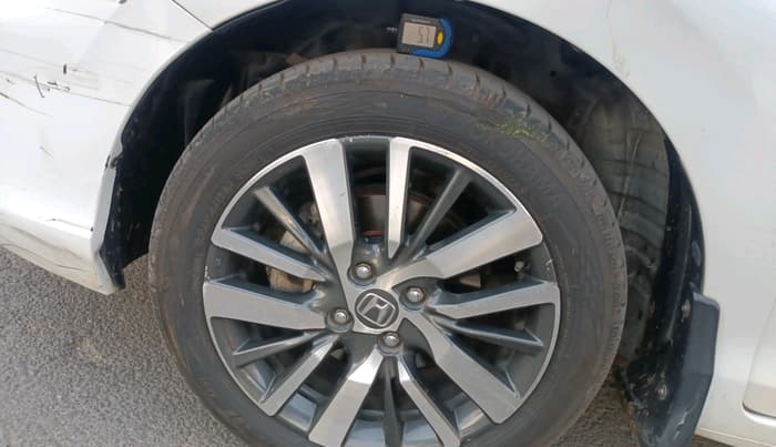 2020 Honda City 1.5L I-VTEC ZX CVT, Petrol, Automatic, 62,975 km, tyre