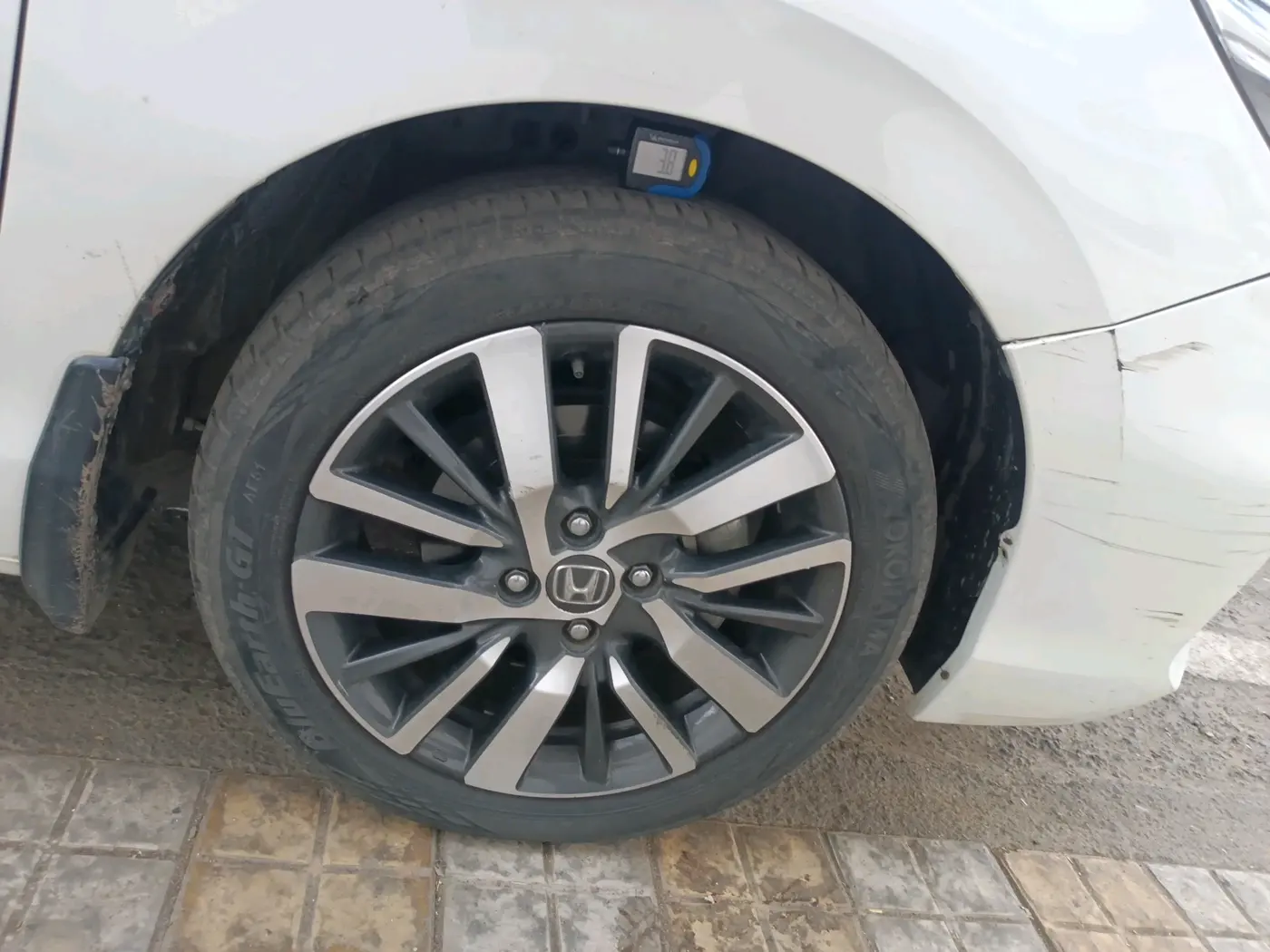 2020 Honda City 1.5L I-VTEC ZX CVT, Petrol, Automatic, 62,975 km, tyre