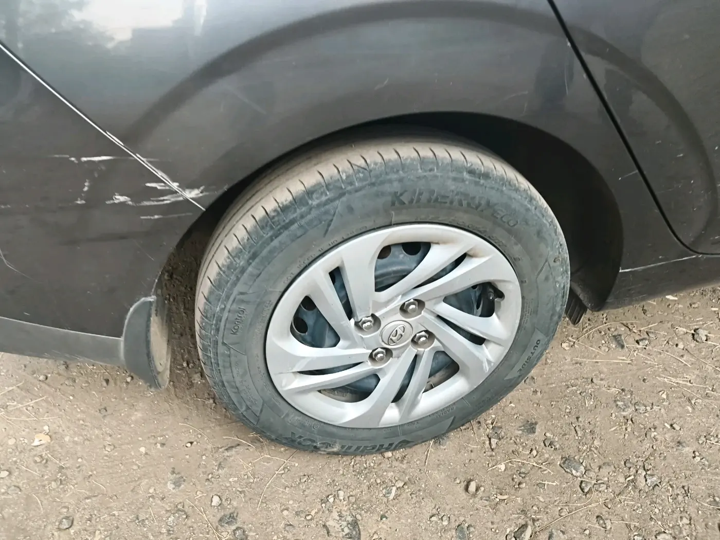 2021 Hyundai AURA S 1.2 CNG, CNG, Manual, 54,291 km, tyre