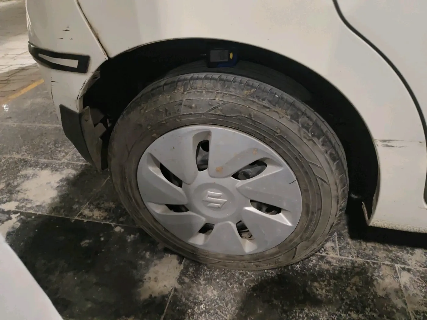 2017 Maruti Celerio VXI AMT, Petrol, Automatic, 87,581 km, tyre