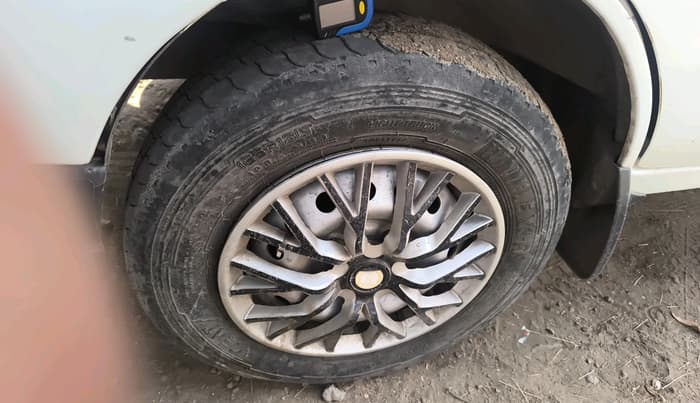 2020 Maruti Eeco 5 STR WITH A/C+HTR, Petrol, Manual, 90,811 km, tyre