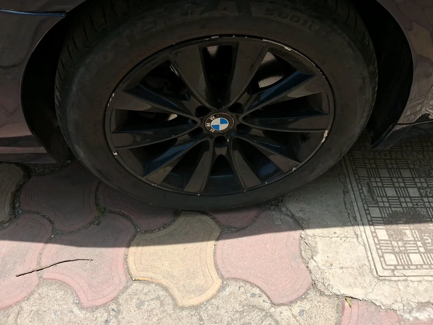 2015 BMW 7 Series 730L D, Diesel, Automatic, 74,279 km, tyre