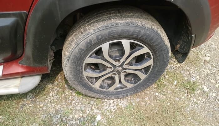 2016 Nissan Terrano XL (D), Diesel, Manual, 68,496 km, tyre