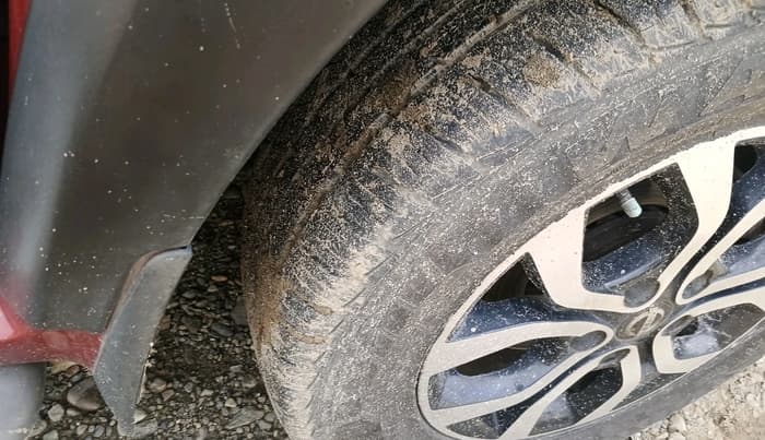 2016 Nissan Terrano XL (D), Diesel, Manual, 68,496 km, tyre
