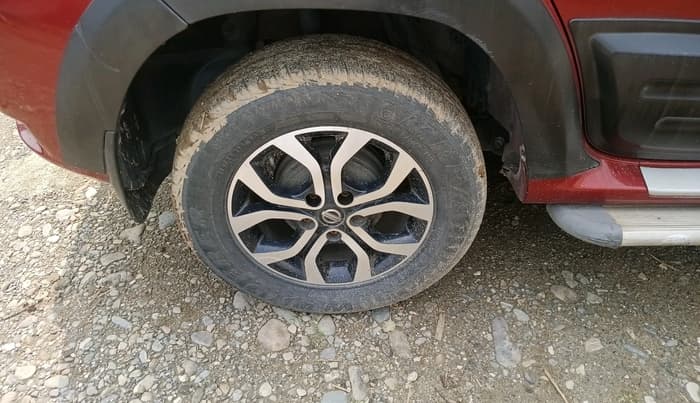 2016 Nissan Terrano XL (D), Diesel, Manual, 68,496 km, tyre