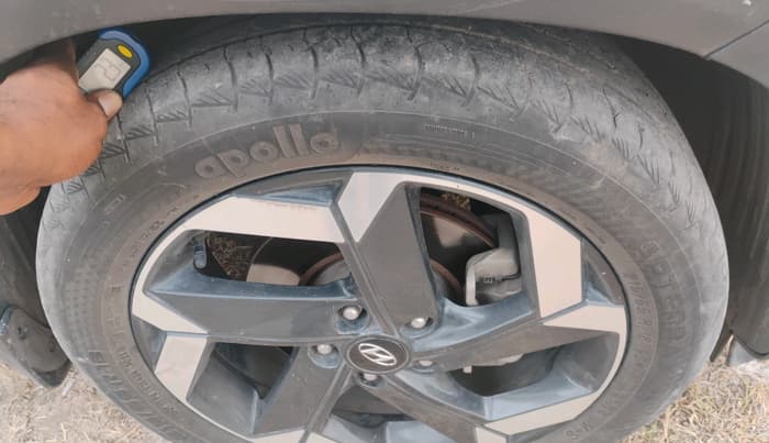 2022 Hyundai ALCAZAR PLATINUM 1.5 MT 7STR, Diesel, Manual, 1,08,002 km, tyre