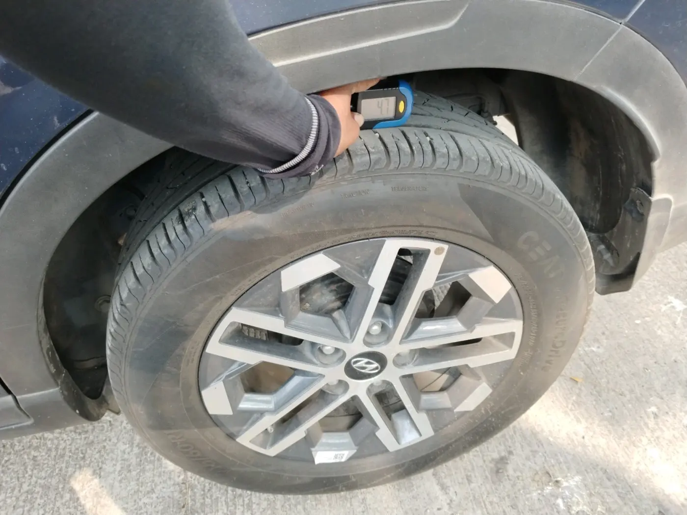 2022 Hyundai VENUE SX 1.0 (O) TURBO IMT, Petrol, Manual, 23,520 km, tyre