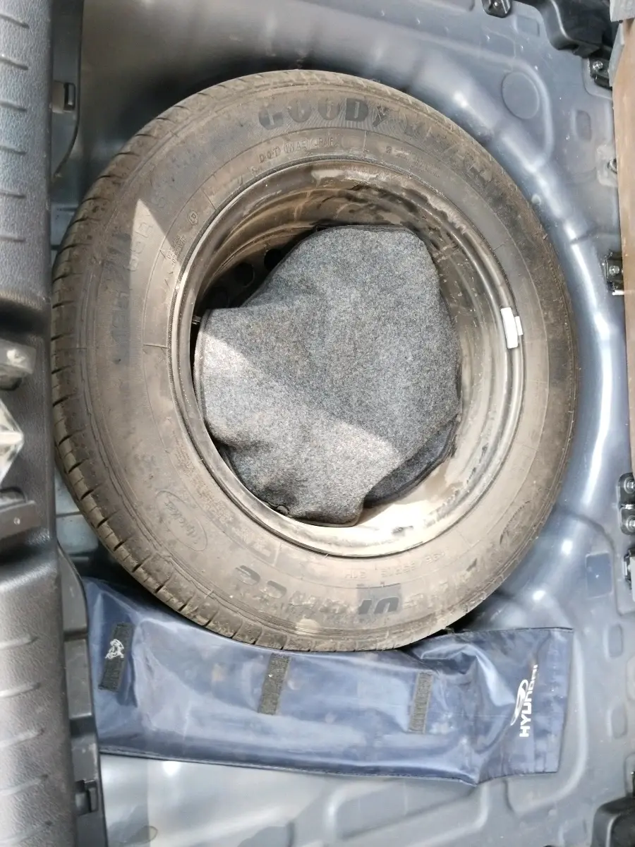 2022 Hyundai VENUE SX 1.0 (O) TURBO IMT, Petrol, Manual, 23,520 km, tyre