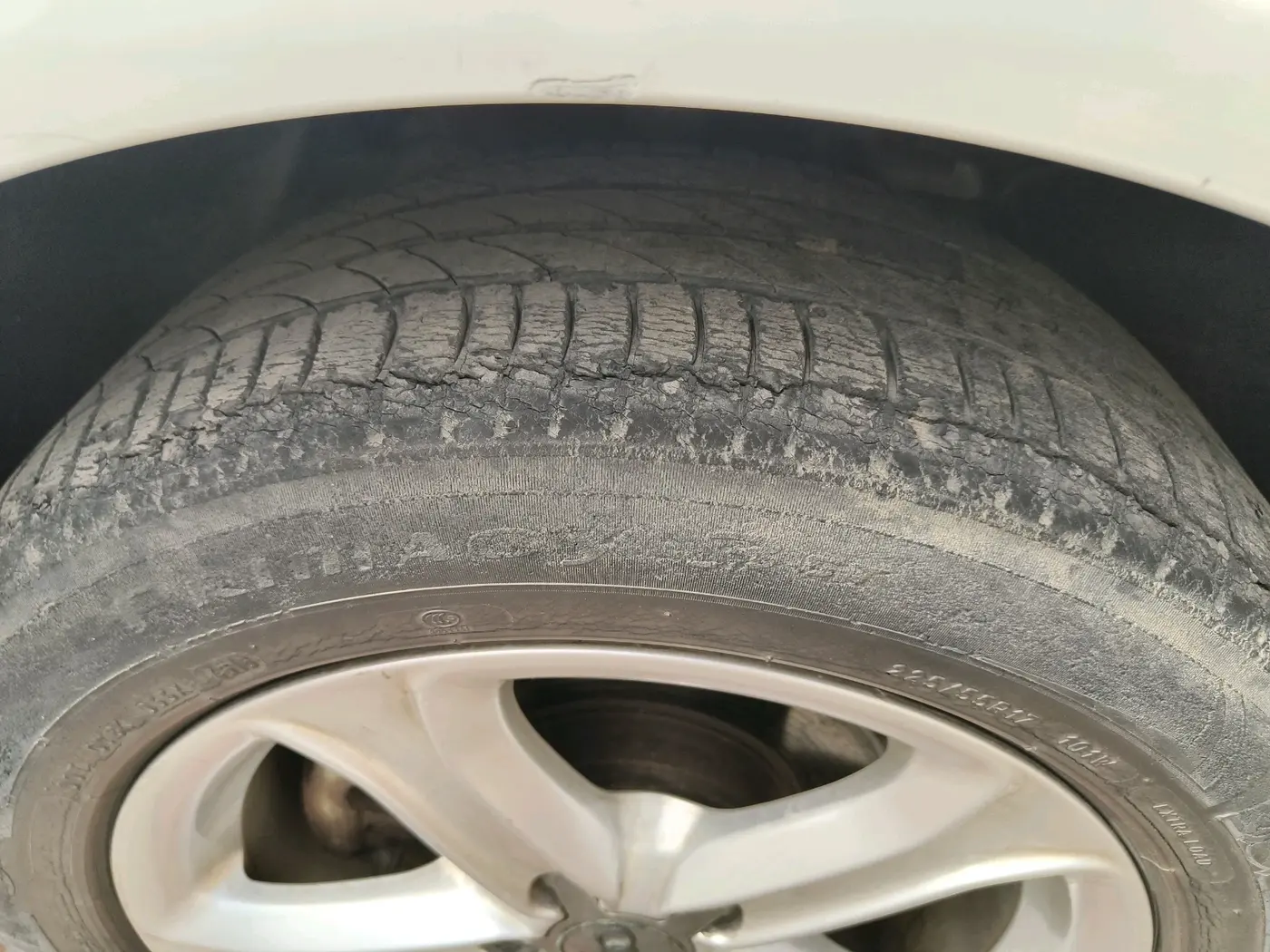 2013 Audi A4 2.0 TDI S LINE, Diesel, Automatic, 69,856 km, tyre
