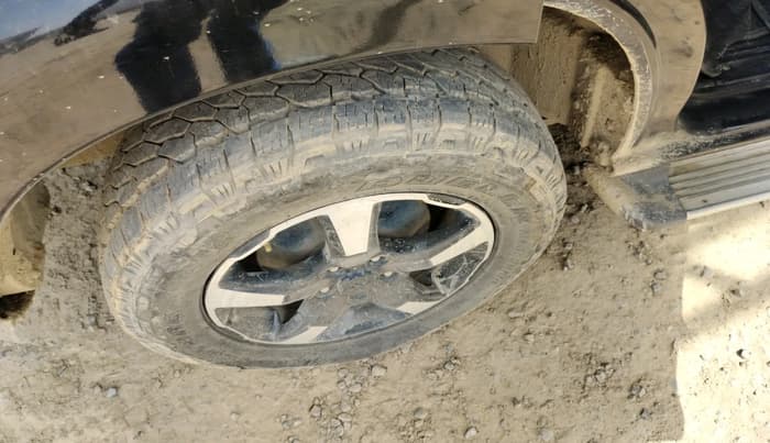 2022 Mahindra Scorpio S5, Diesel, Manual, 1,19,528 km, tyre