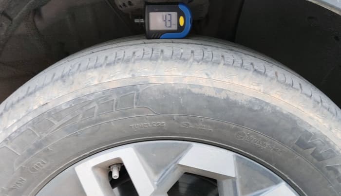 2023 Hyundai VENUE SX 1.0 (O) TURBO IMT, Petrol, Manual, 48,765 km, tyre