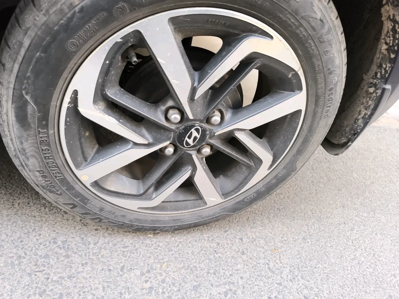 2019 Hyundai GRAND I10 NIOS ASTA 1.2 KAPPA VTVT, Petrol, Manual, 35,247 km, tyre